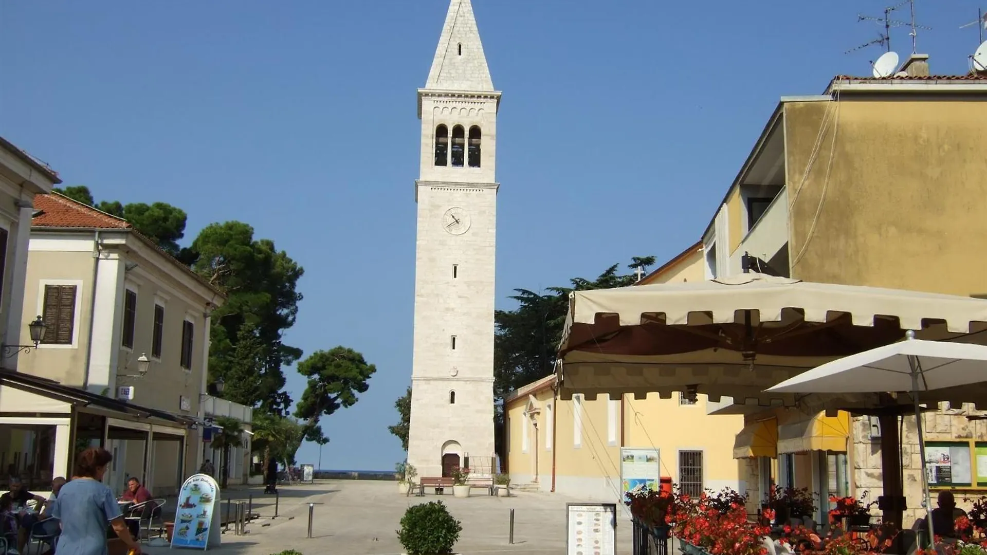 Zeljko Nr1 From The Beach 800 M Novigrad